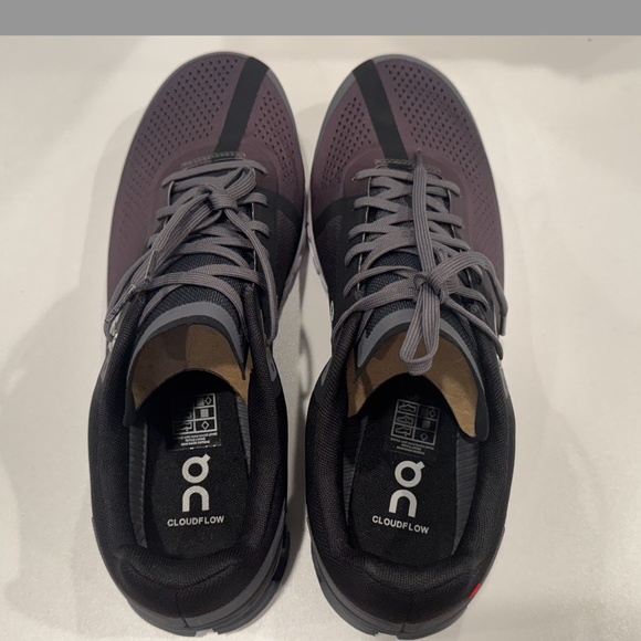 NEW Men's On Running Cloudflow V3 (Color Black/Asphalt, Size 12 Wide) - Picture 2 of 8